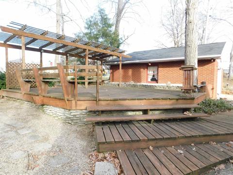 295 E Botts Ln, Salem, IN 47167 photo 5