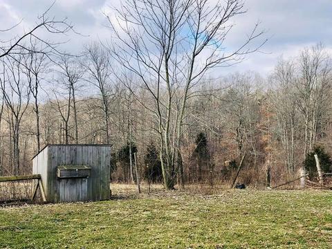 271 Old Vincennes Rd, Mitchell, IN 47446 photo 4