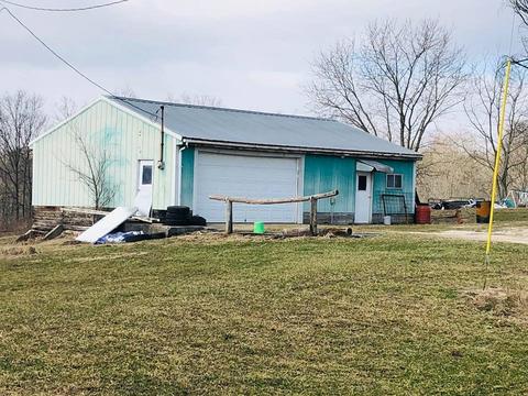 271 Old Vincennes Rd, Mitchell, IN 47446 photo 9