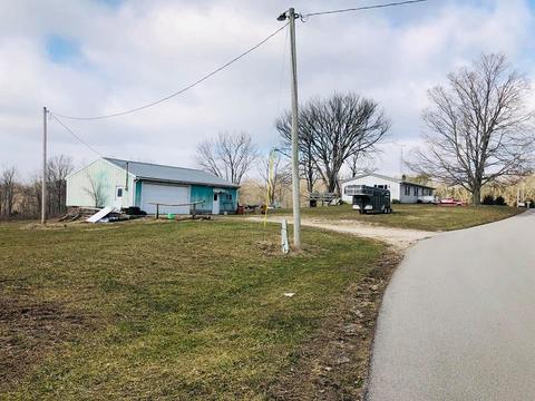 271 Old Vincennes Rd, Mitchell, IN 47446 photo 8