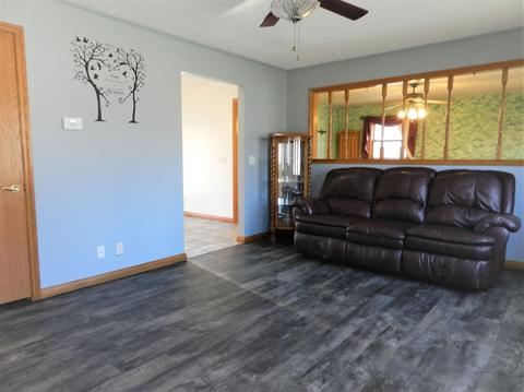 185 E 37th St, Jasper, IN 47546 photo 9
