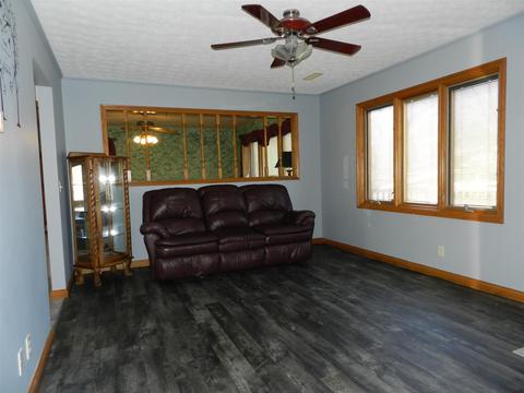 185 E 37th St, Jasper, IN 47546 photo 8