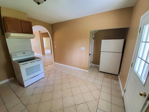 1320 Jackson St, Jasper, IN 47546 photo 4