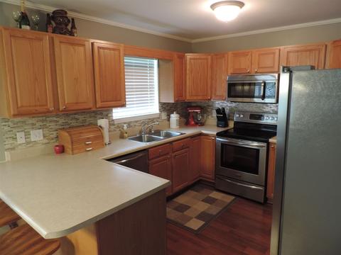 883 Overbrook Dr, Jasper, IN 47546 photo 3