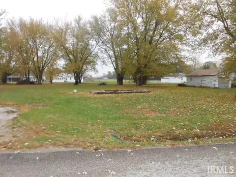 417 Main St, Elnora, IN 47529 photo 1