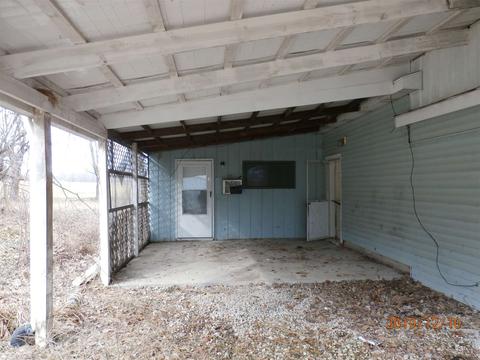 7837 W 200 S Rd, Lyons, IN 47443 photo 4