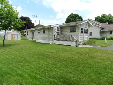 61 E Wilt St, Markle, IN 46770 photo 1
