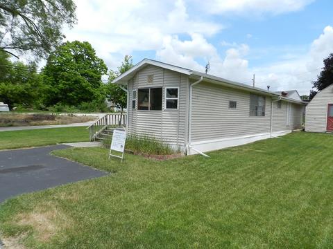 61 E Wilt St, Markle, IN 46770 photo 2