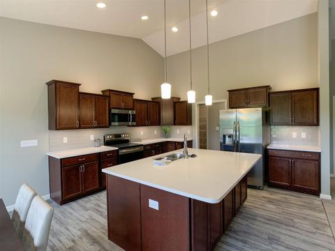 2105 Maple Leaf Dr, Kokomo, IN 46902 photo 5