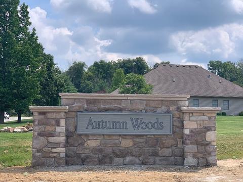 2105 Maple Leaf Dr, Kokomo, IN 46902 photo 2