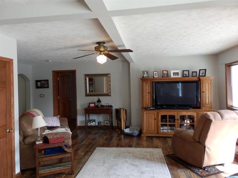 711 Lehigh St, Mitchell, IN 47446 photo 5
