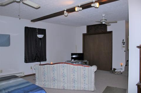 906 W Oak St, Mitchell, IN 47446 photo 16