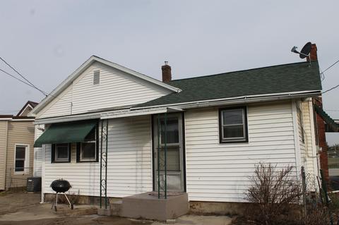 79 Daniel St, Peru, IN 46970 photo 3