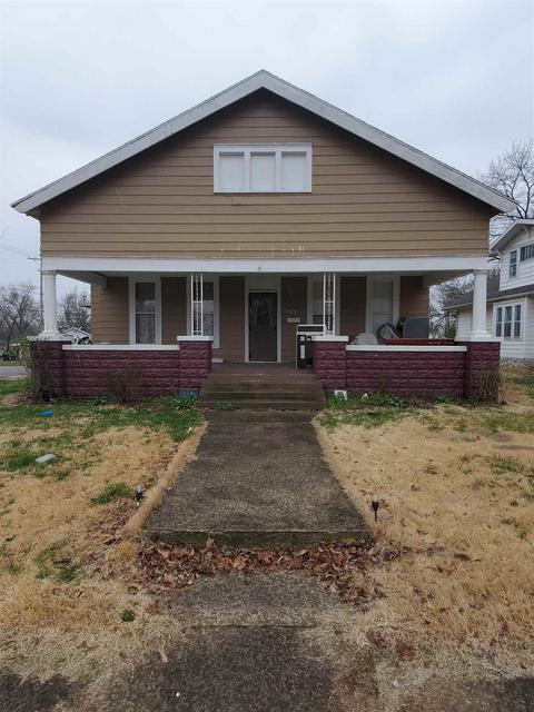 403 W 3rd St, Bicknell, IN 47512 photo 1