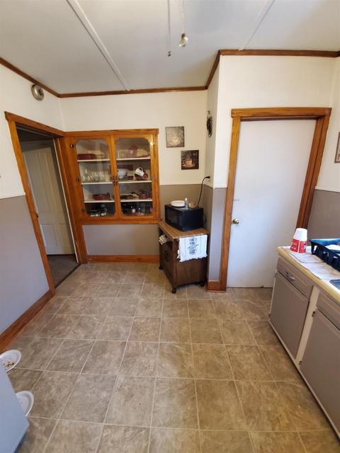403 W 3rd St, Bicknell, IN 47512 photo 5