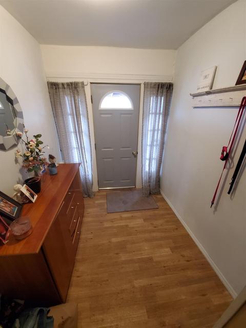 403 W 3rd St, Bicknell, IN 47512 photo 2