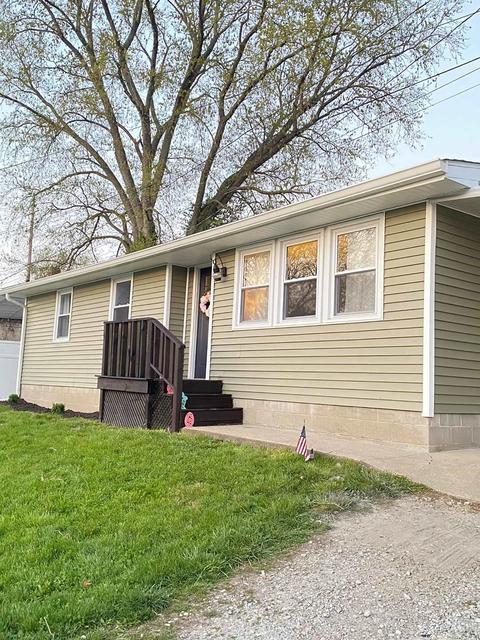 1024 17th St, Bedford, IN 47421 photo 1