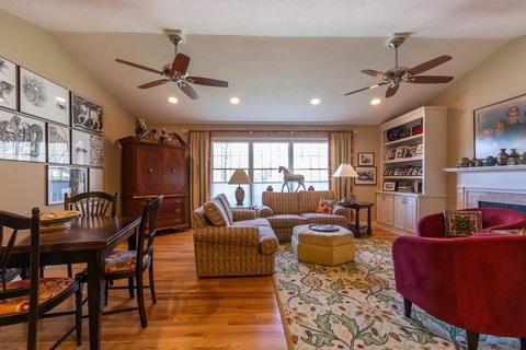 2603 E Windermere Woods Dr, Bloomington, IN 47401 photo 5