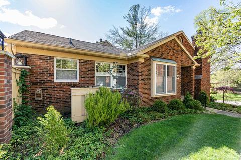 2603 E Windermere Woods Dr, Bloomington, IN 47401 photo 2