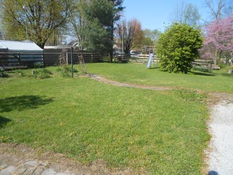 313 E Walnut St, Odon, IN 47562 photo 7
