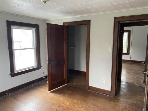 229 Eckman St, South Bend, IN 46614 photo 8