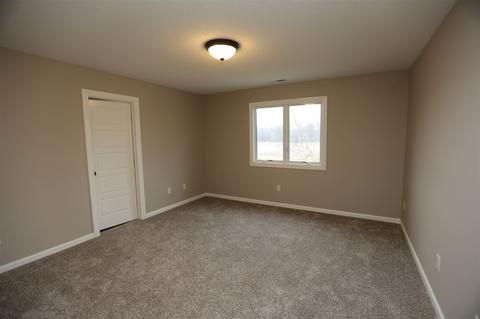 2070 Freestone Pl, Huntertown, IN 46748 photo 7
