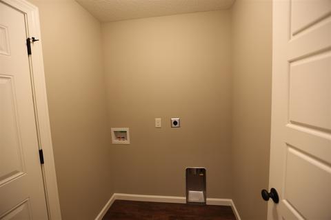 2070 Freestone Pl, Huntertown, IN 46748 photo 16
