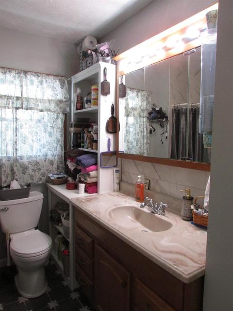 300 6th St, Oolitic, IN 47451 photo 10