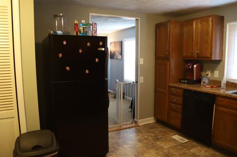 1107 R St, Bedford, IN 47421 photo 6