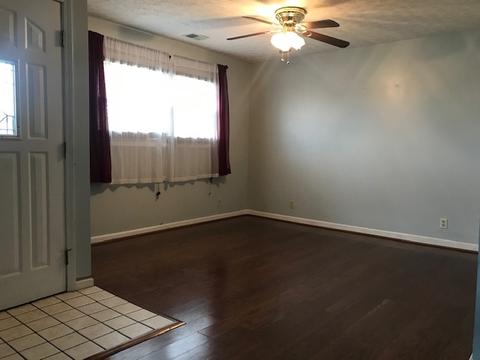 831 Teke Burton Dr, Mitchell, IN 47446 photo 3