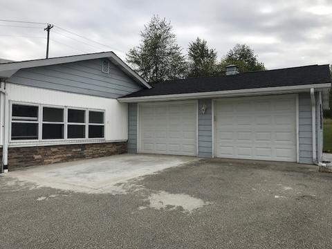 831 Teke Burton Dr, Mitchell, IN 47446 photo 2
