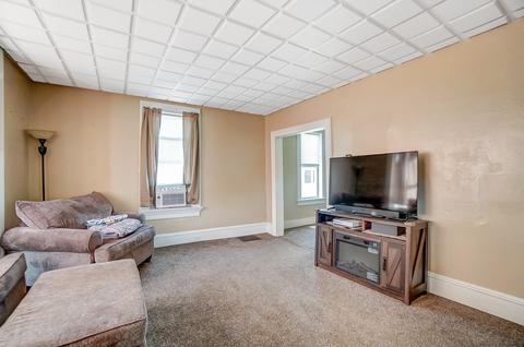 408 S Poplar St, Lagrange, IN 46761 photo 8