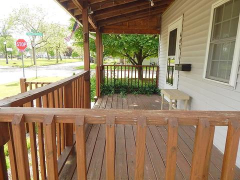 403 E Ohio St, Bluffton, IN 46714 photo 3