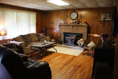 105 10th St, Oolitic, IN 47451 photo 2