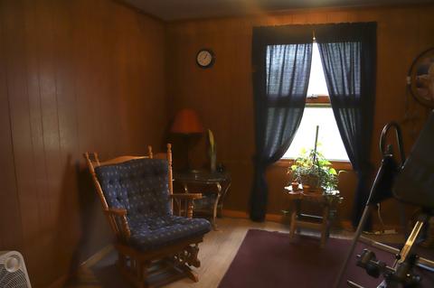 105 10th St, Oolitic, IN 47451 photo 9