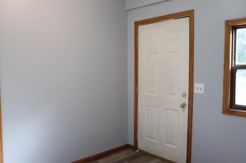421 S Hamilton St, Delphi, IN 46923 photo 2