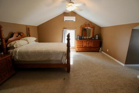 740 E State St, Princeton, IN 47670 photo 15