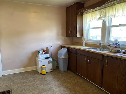 1702 15th St, Bedford, IN 47421 photo 13