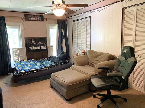 407 E North St, Bourbon, IN 46504 photo 14