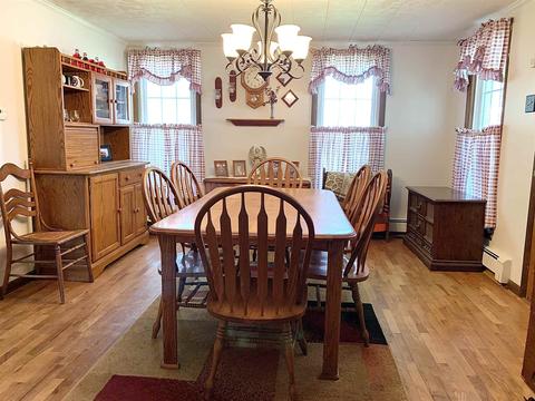 407 E North St, Bourbon, IN 46504 photo 7