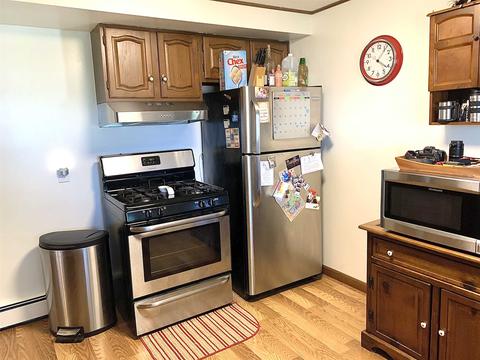 407 E North St, Bourbon, IN 46504 photo 8