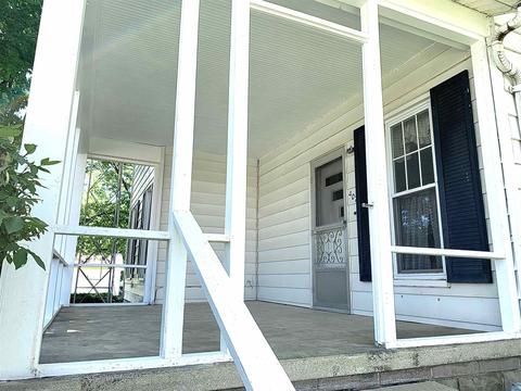 407 E North St, Bourbon, IN 46504 photo 3