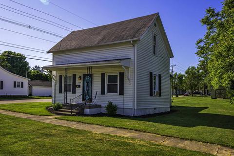428 E Silver St, Bluffton, IN 46714 photo 1