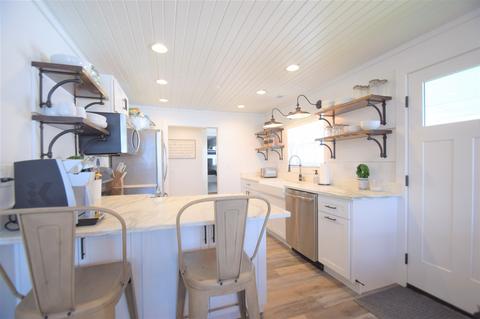 9078 E Hatchery Rd, Syracuse, IN 46567 photo 8