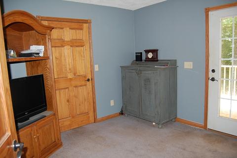 1076 E Abrams Rd, Bloomfield, IN 47424 photo 12