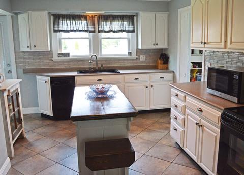 119 E Sherron St, Sweetser, IN 46987 photo 4