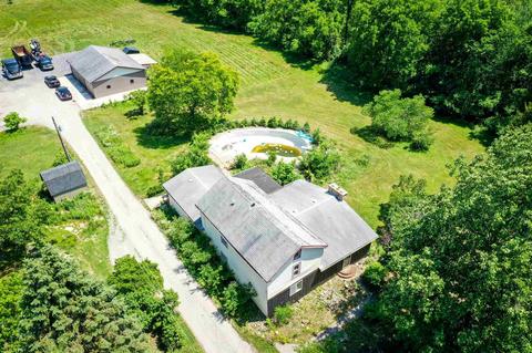 9730 Auburn Rd, Fort Wayne, IN 46825 photo 1