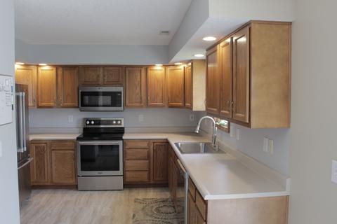 305 Rathert Ct, Auburn, IN 46706 photo 7