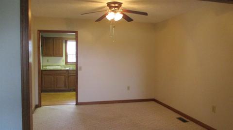 2 Blackberry Lane Dr, Delphi, IN 46923 photo 5