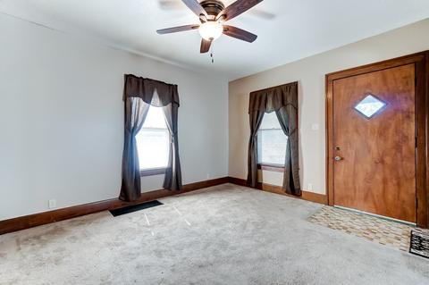 706 E Keyser St, Garrett, IN 46738 photo 8